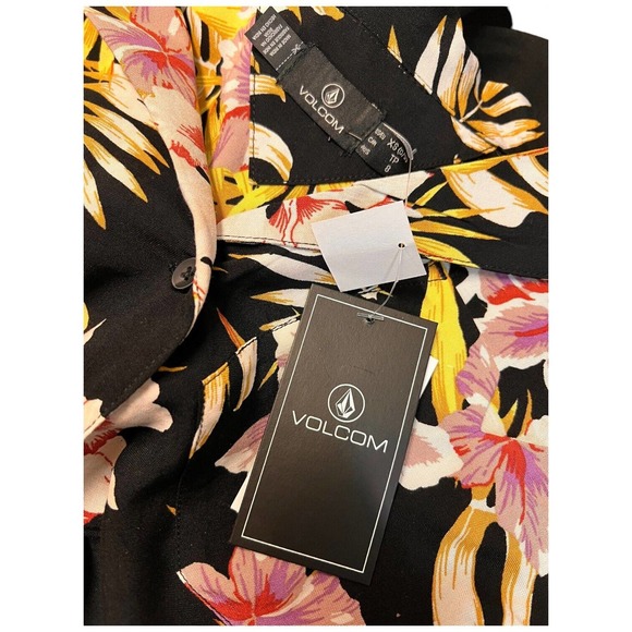 New Volcom Gen Wow Womens Cropped Tropical Floral Shirt Black XS - Picture 8 of 13